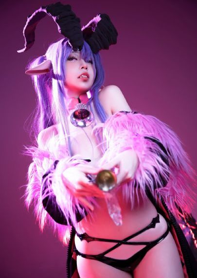年轻的小姨子伦理_BD英语全集免费观看